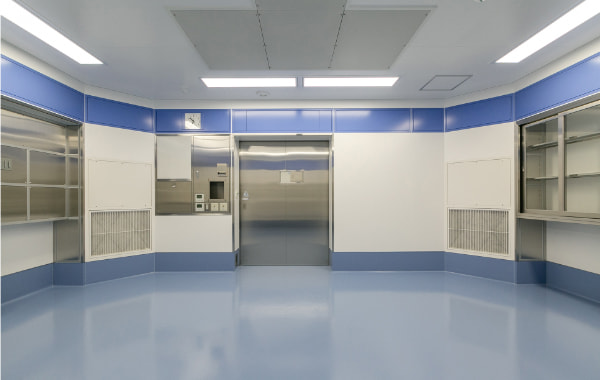 高規格手術室「バイオクリンルーム」クラス1000(空気中の浮遊微生物に対する管理レベル)